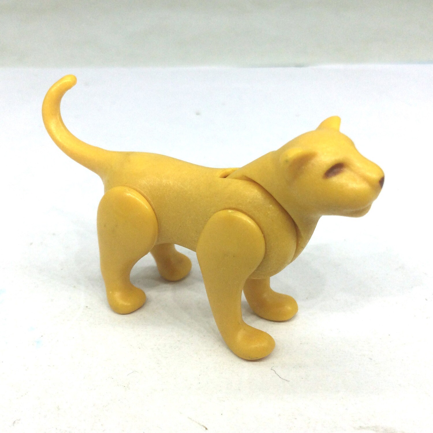 Playmobil lionceau jaune