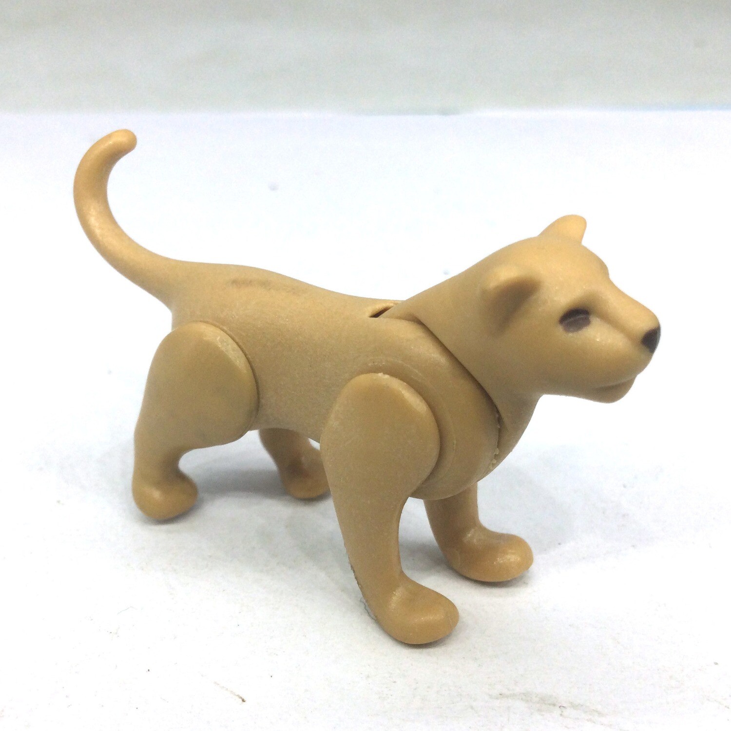 Playmobil lionceau beige