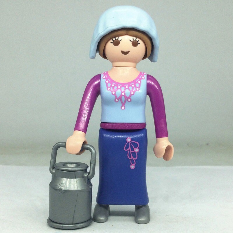 Playmobil fermière mauve