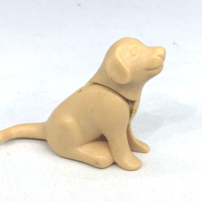 playmobil chiot beige assis