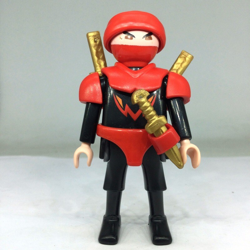 playmobil S12 ninja rouge