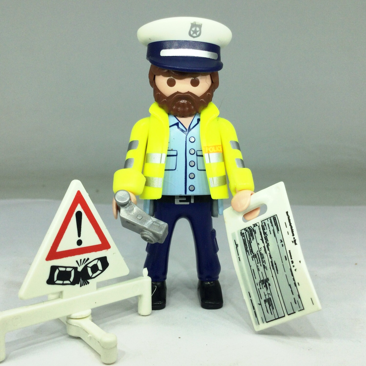 playmobil S13 policier fluo