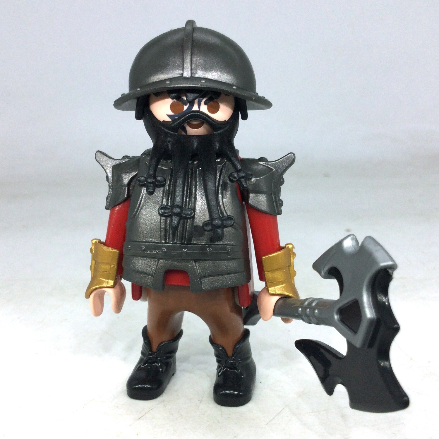 playmobil nain guerrier avec hache