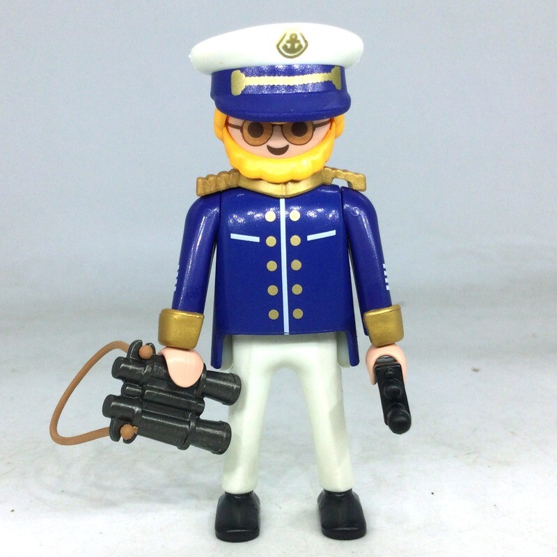 playmobil capitaine de bateau