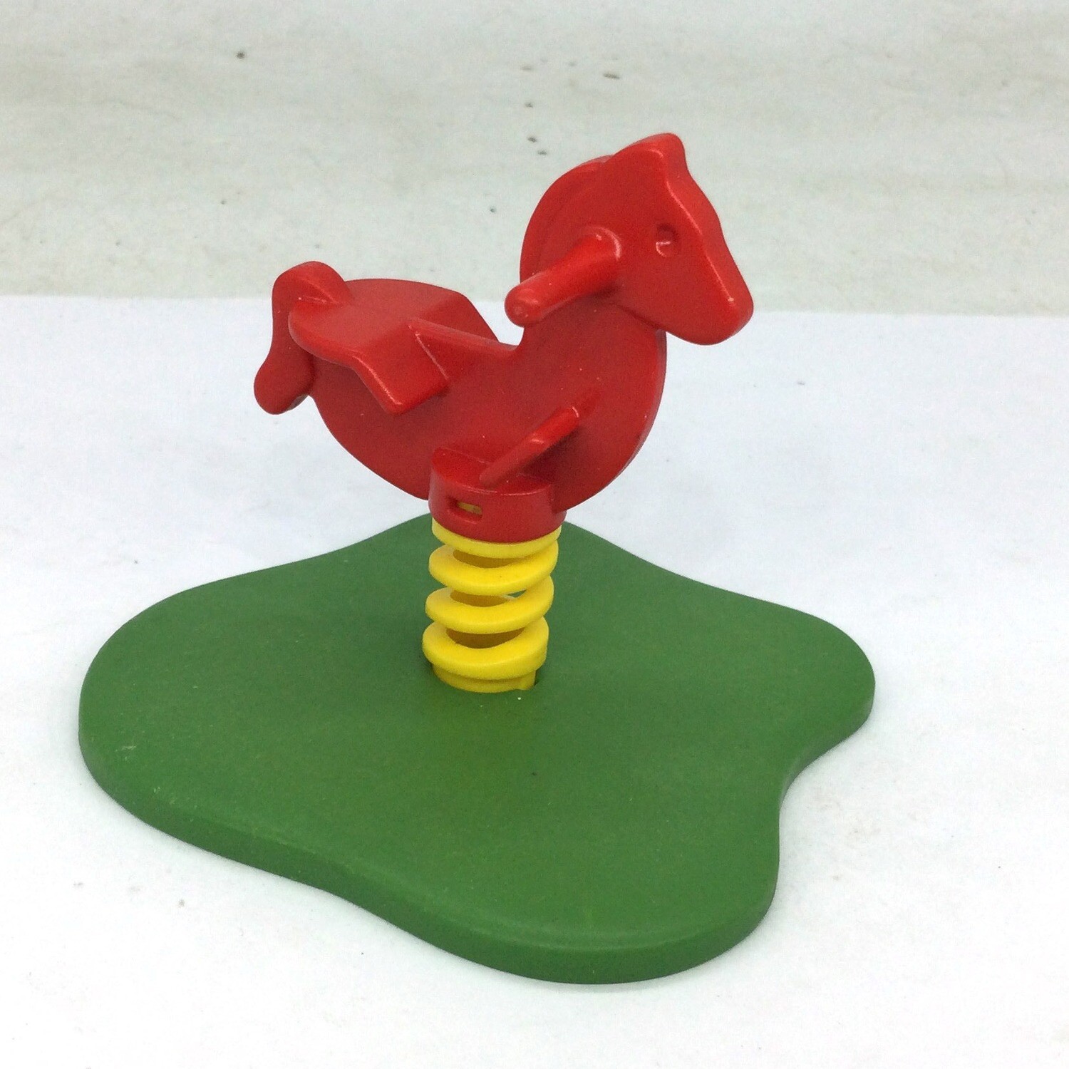 Playmobil cheval à ressort fond vert