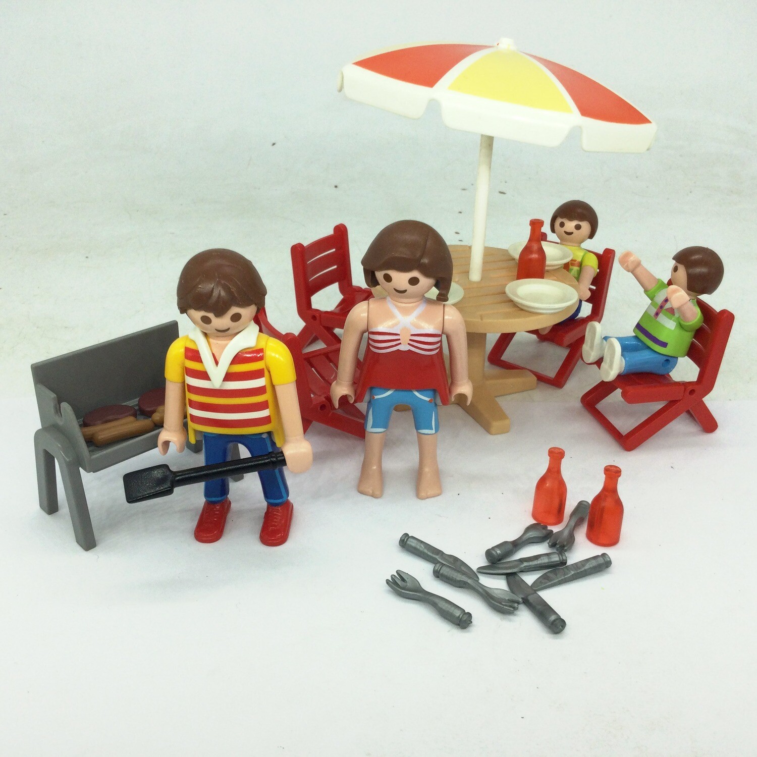 playmobil famille en pique nique