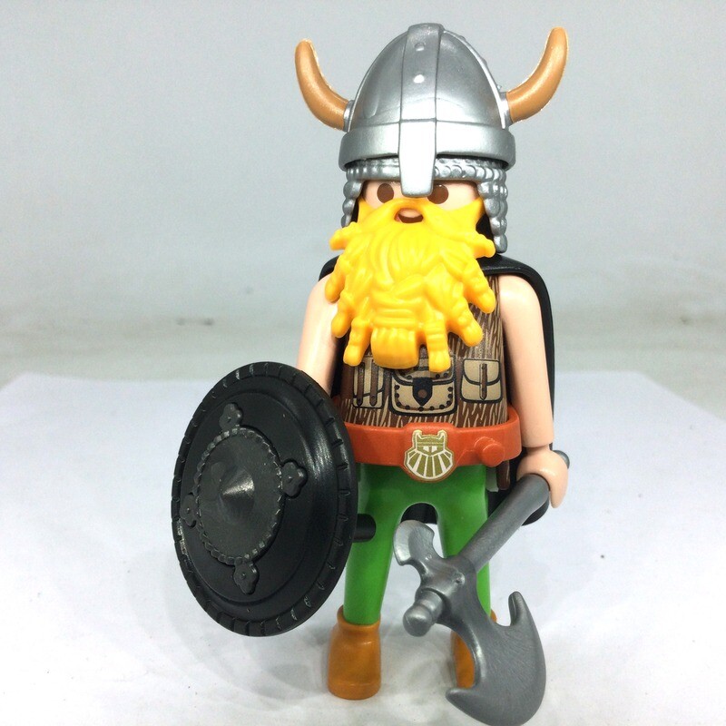 playmobil barbare viking barbe tressée