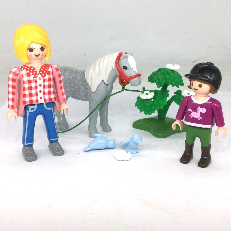 Playmobil poney fillette et maman
