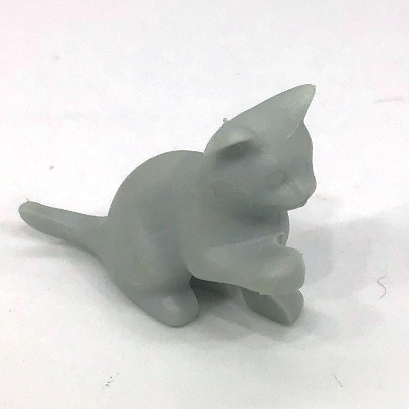 Playmobil chaton gris assis