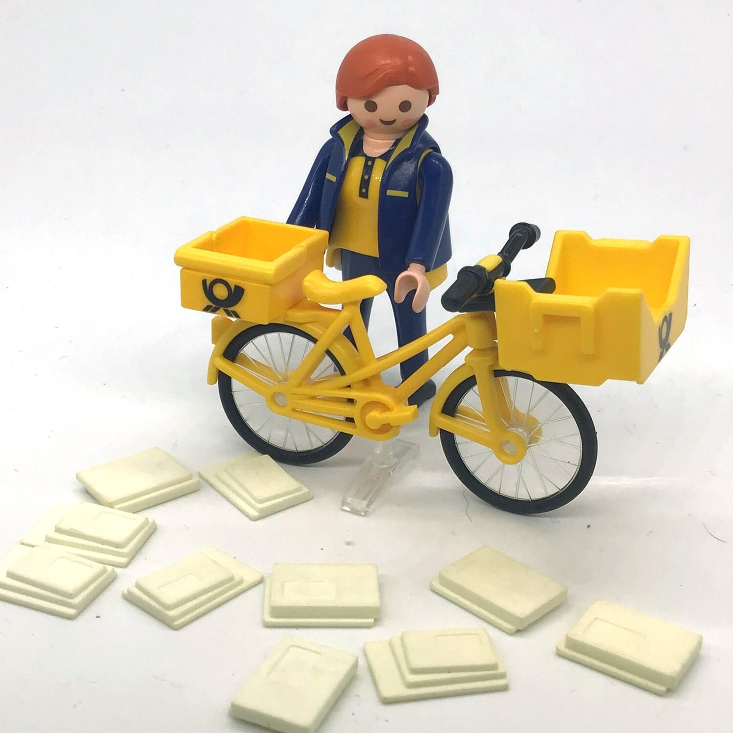 playmobil facteur factrice à velo