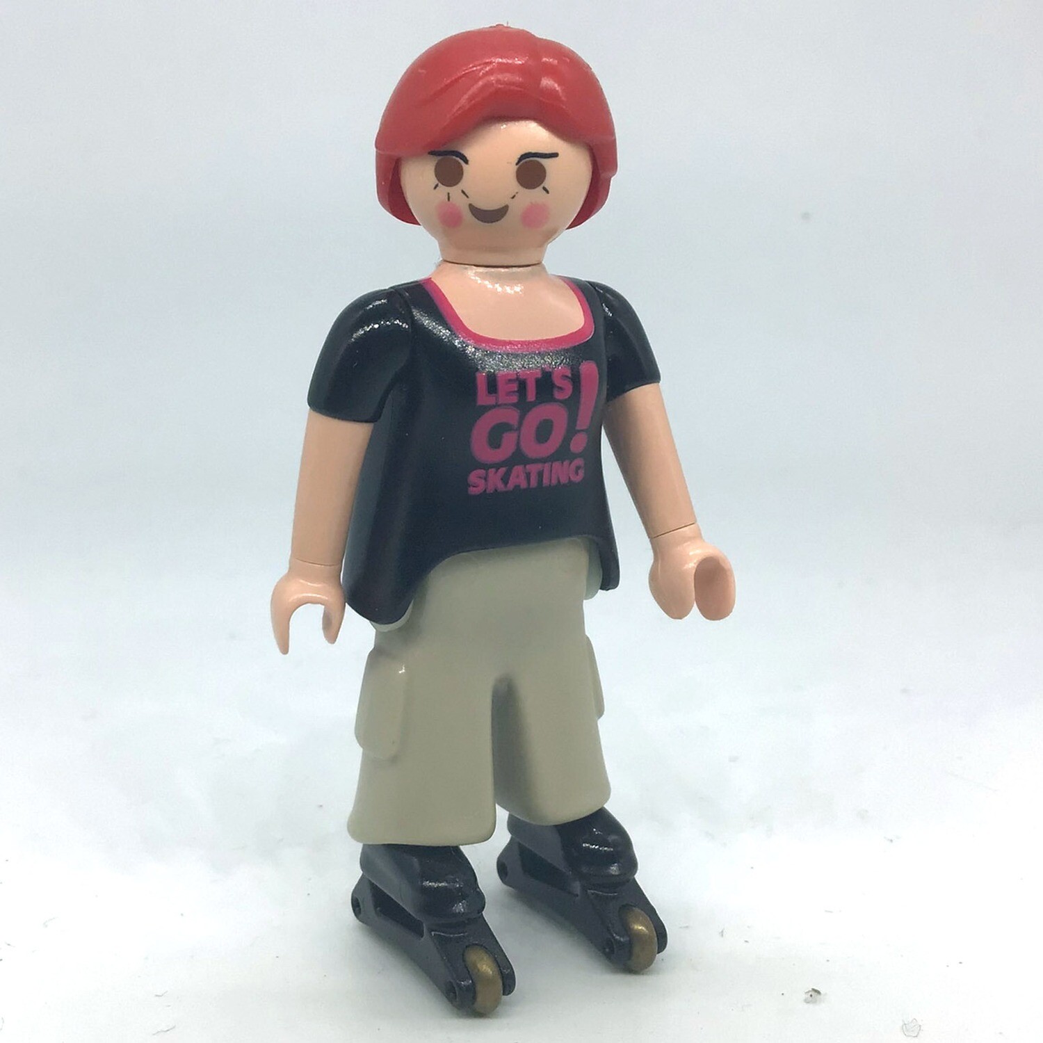 playmobil fille cool en roller