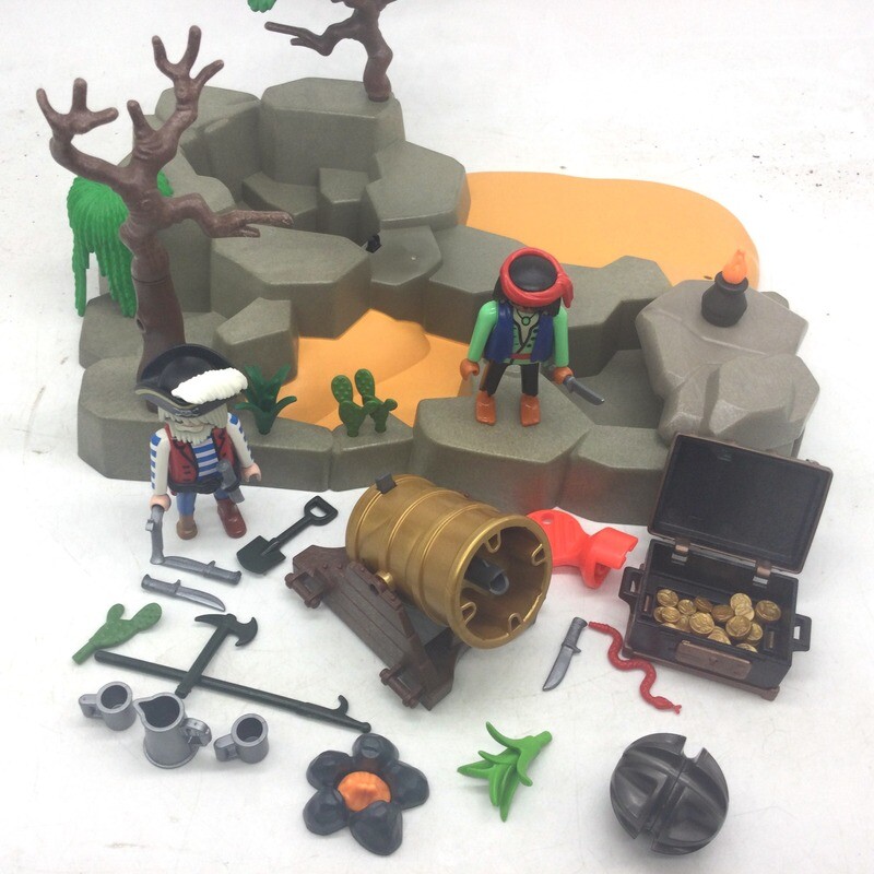 playmobil set de pirates avec ile