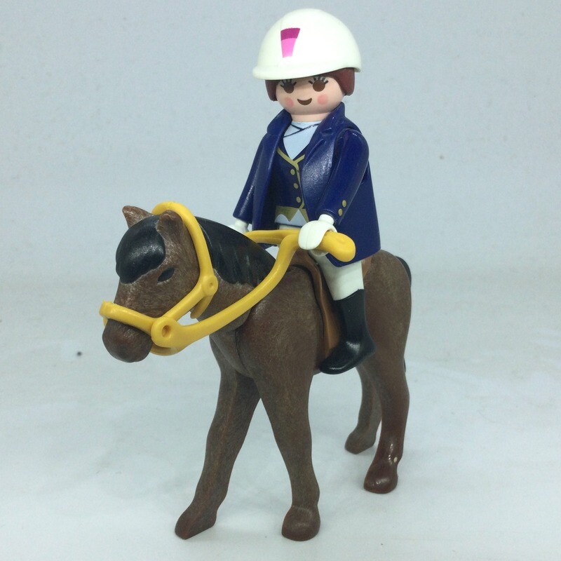 playmobil cavalière concours hippique bleu