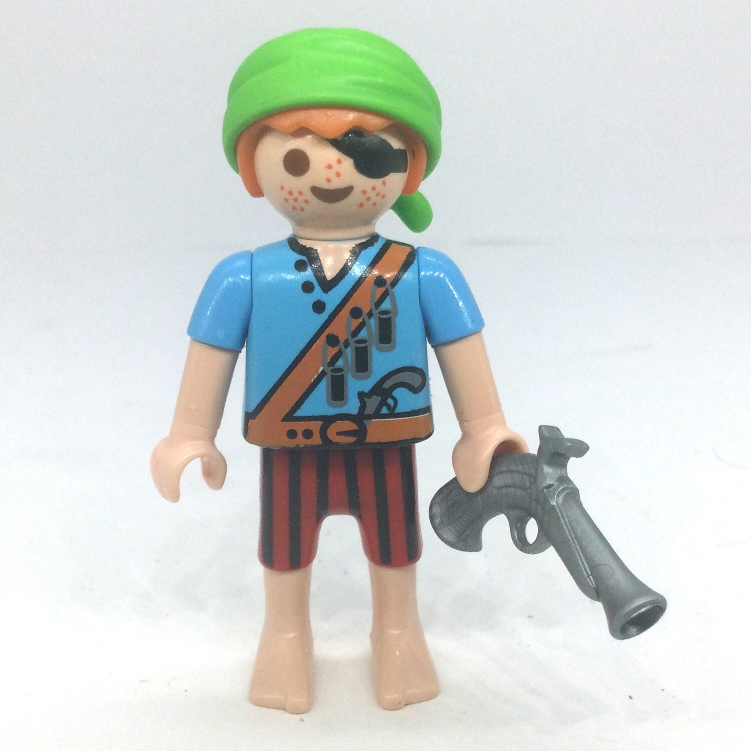 playmobil enfant pirate mousse