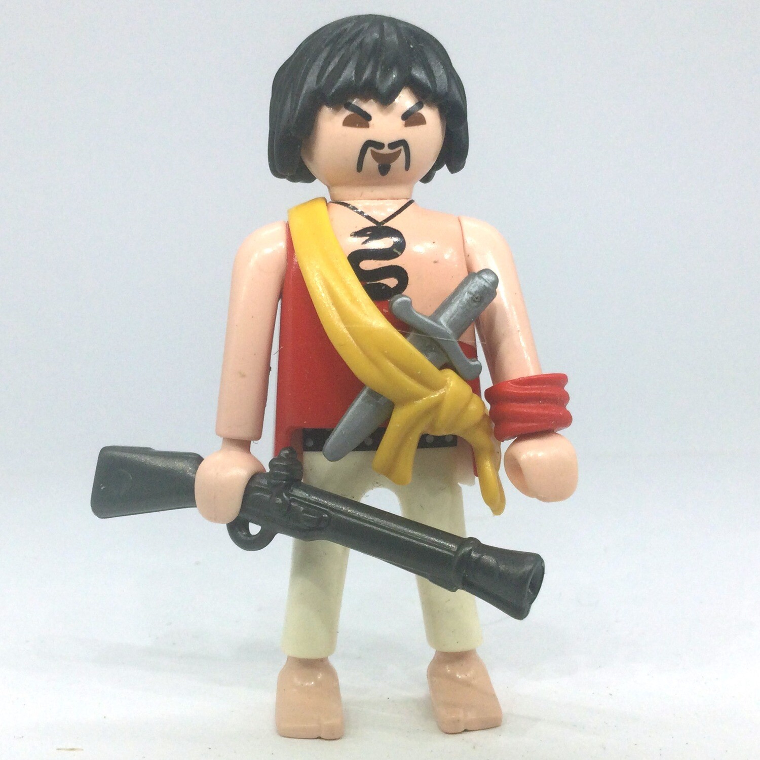 playmobil pirate asiatique