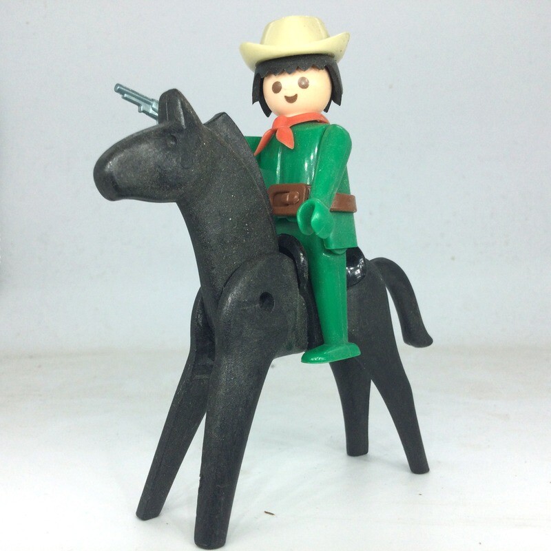 playmobil cow boy vert a cheval