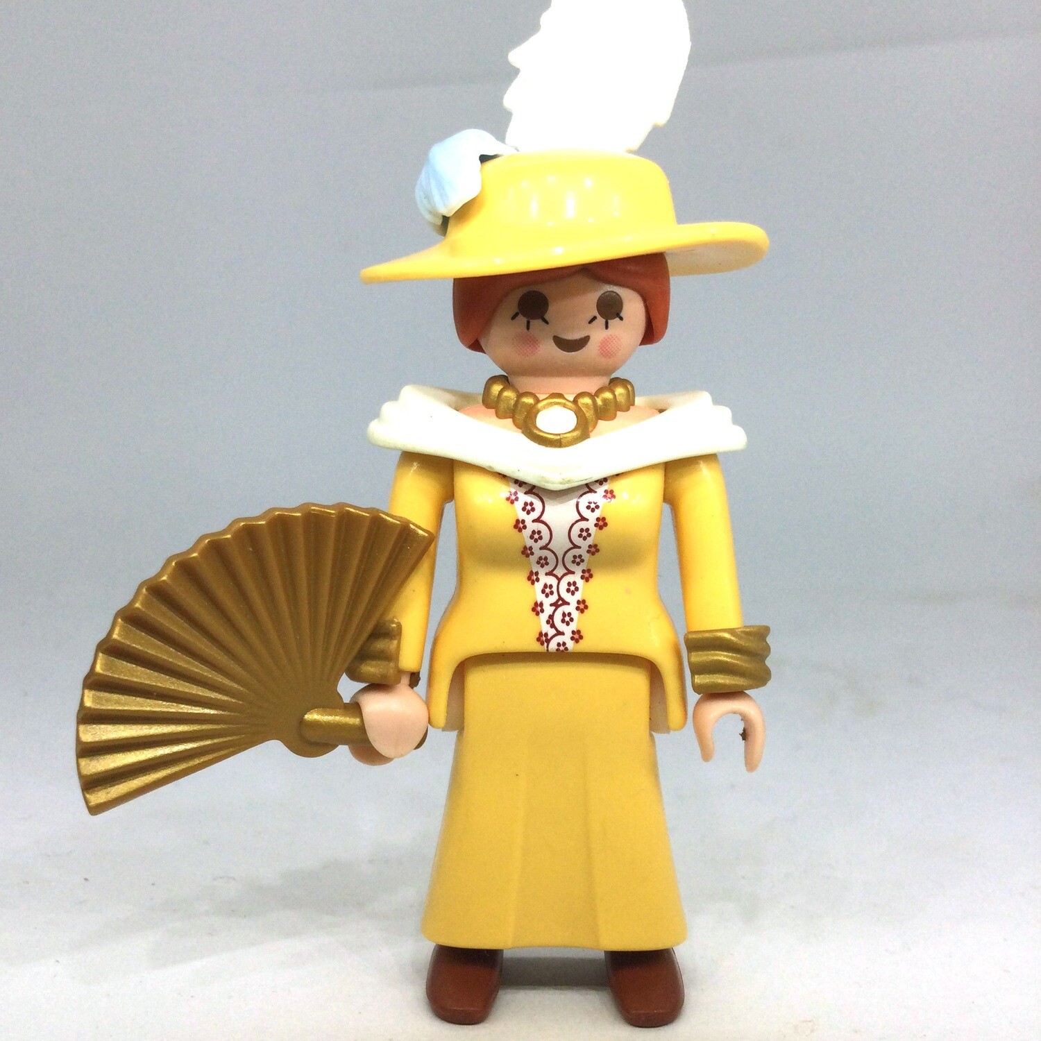 playmobil belle dame jaune