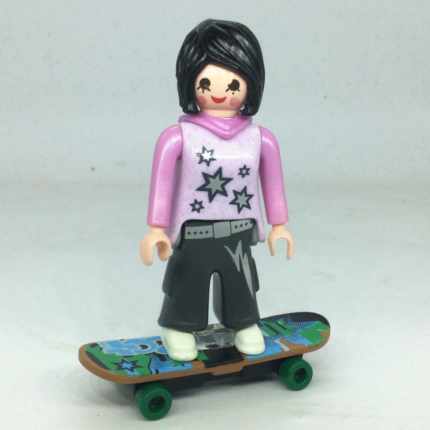 playmobil S9 fille cool en skate