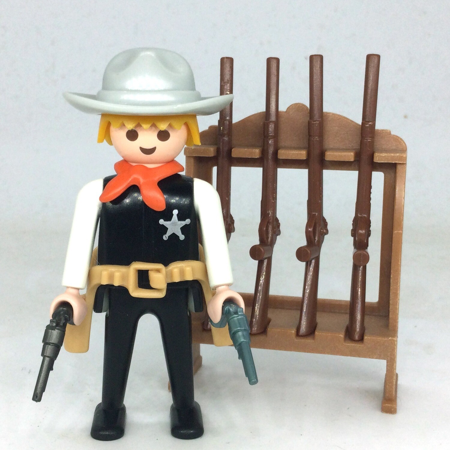 Playmobil 3181A cow boy shérif ratelier