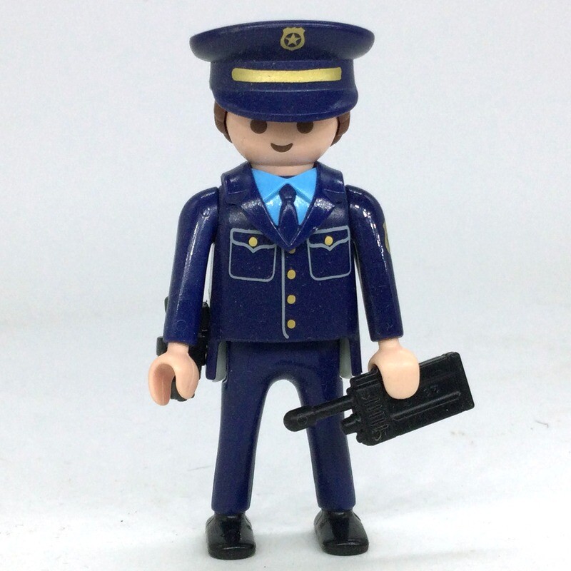 playmobil policier bleu