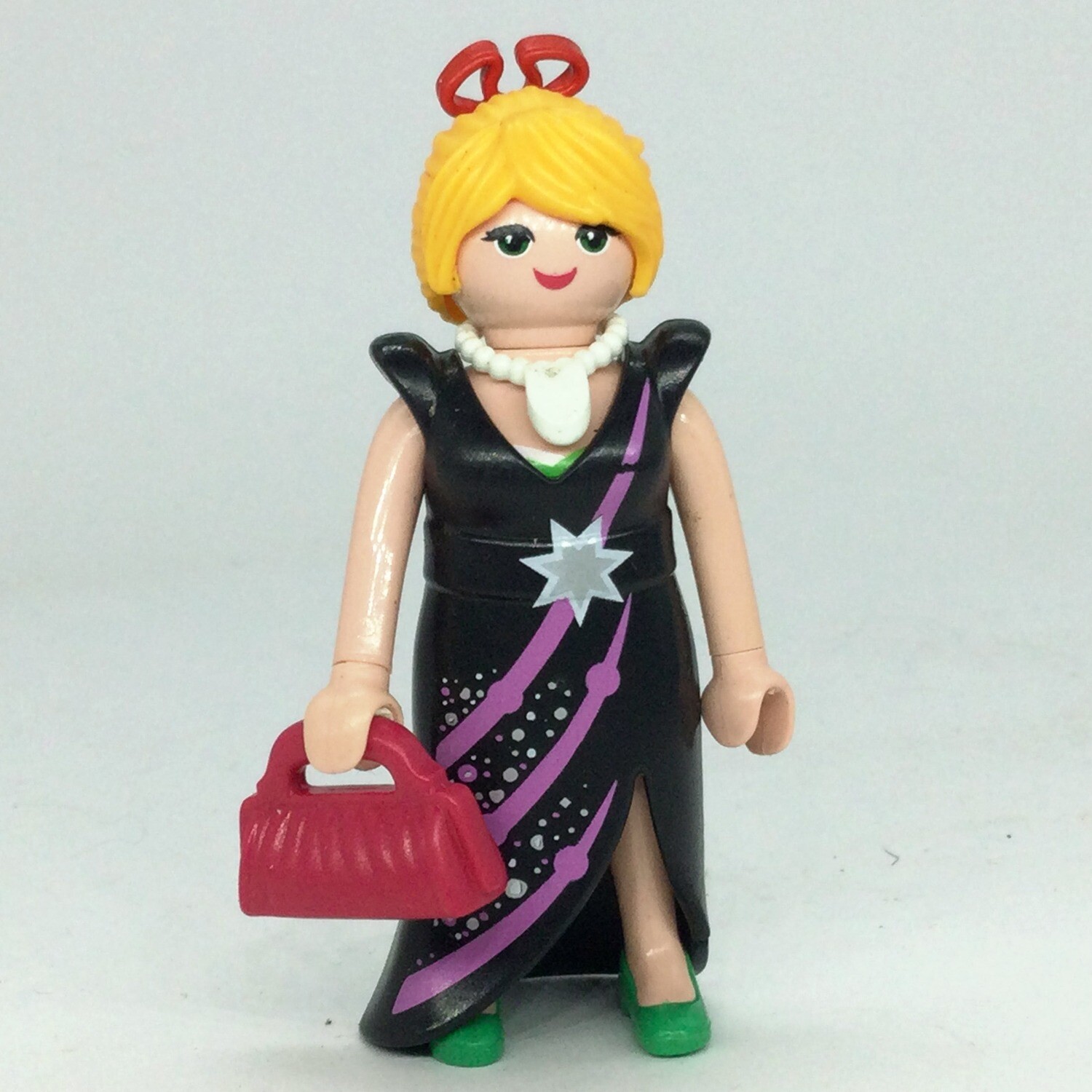 playmobil femme robe noire chic