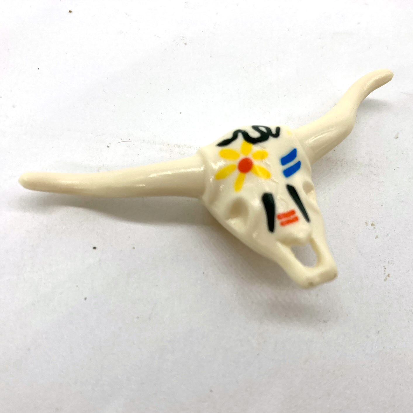 playmobil squelette tête de boeuf peinture