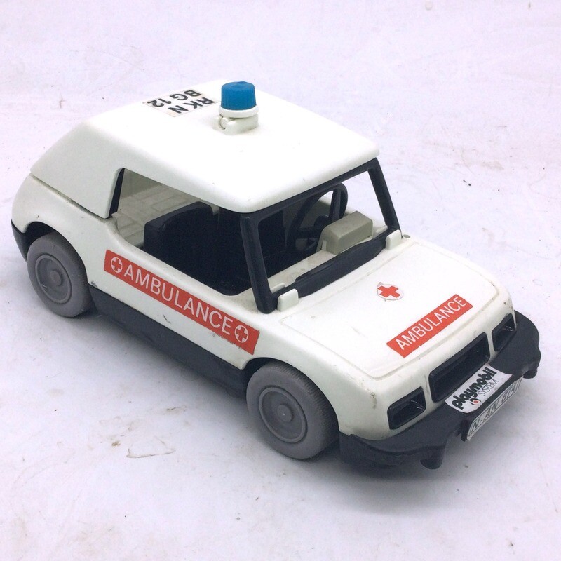 playmobil voiture ambulance vintage
