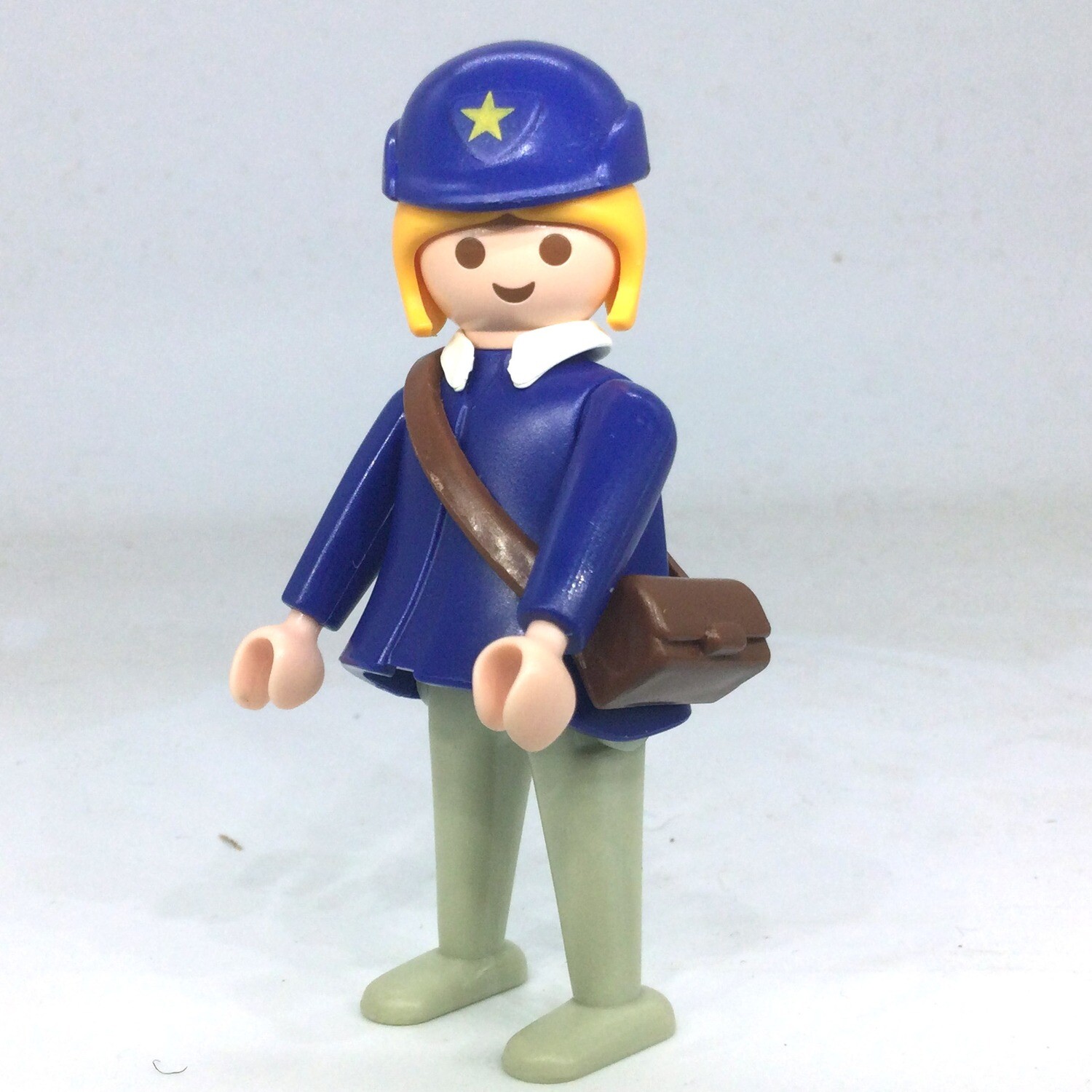 playmobil contractuelle
