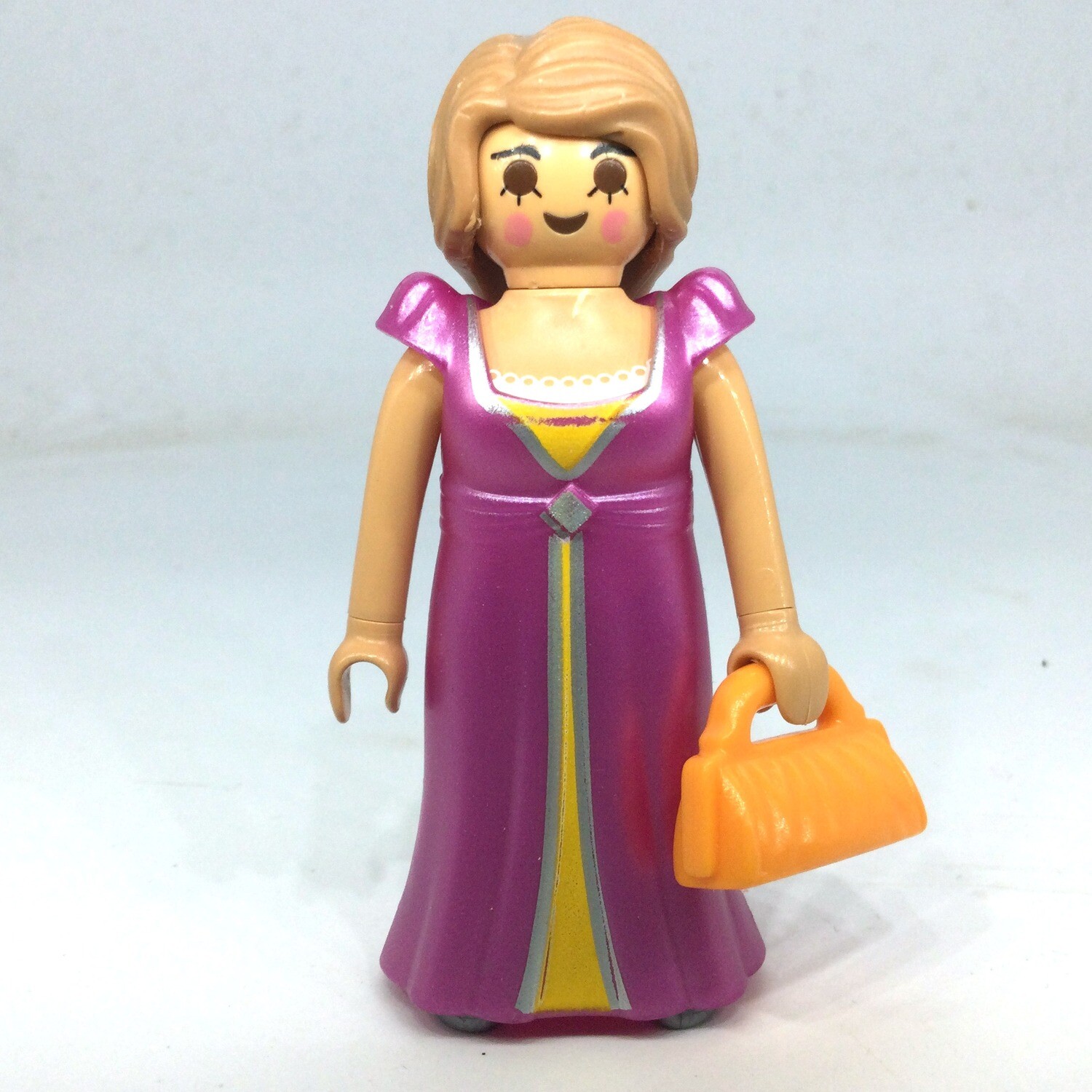 playmobil femme roble longue rose