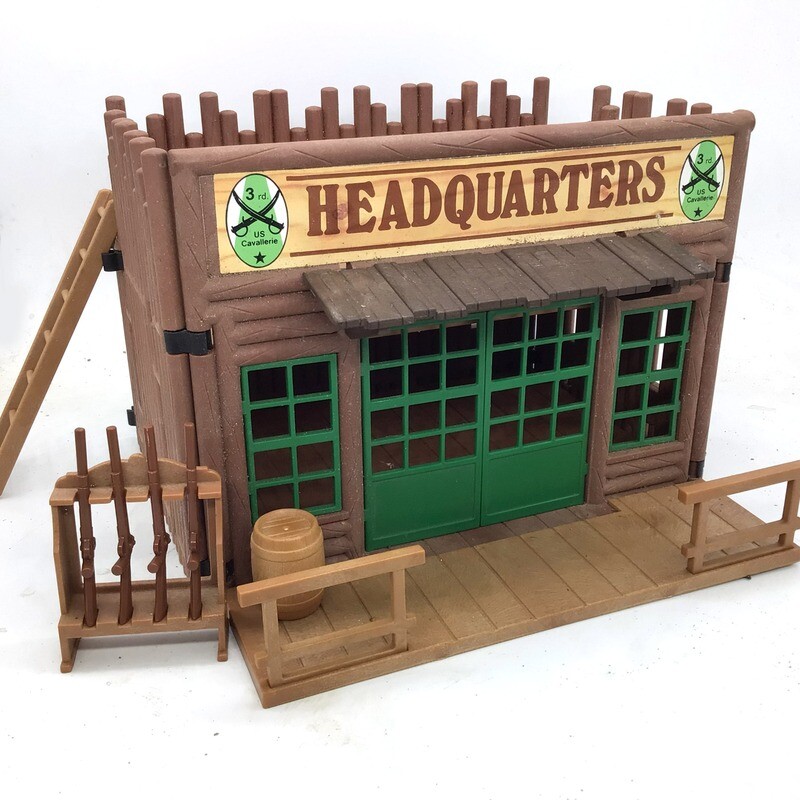 playmobil headquarters marron