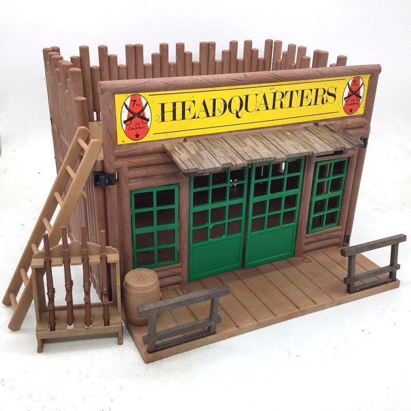 playmobil headquarters marron jaune
