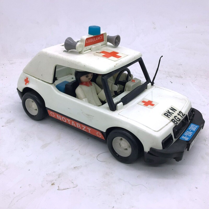 playmobil voiture ambulance vintage