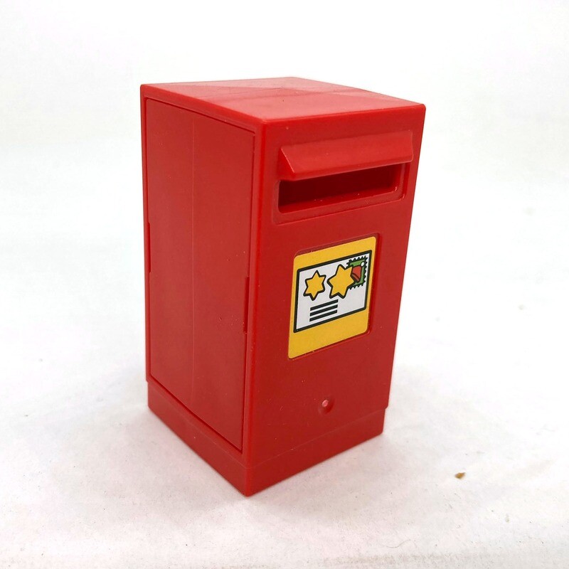 playmobil grande boite au lettre rouge