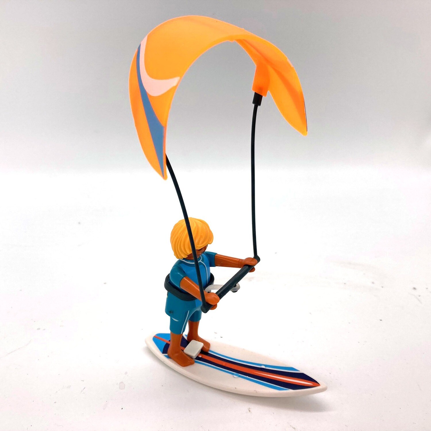 playmobil kitesurf homme blond