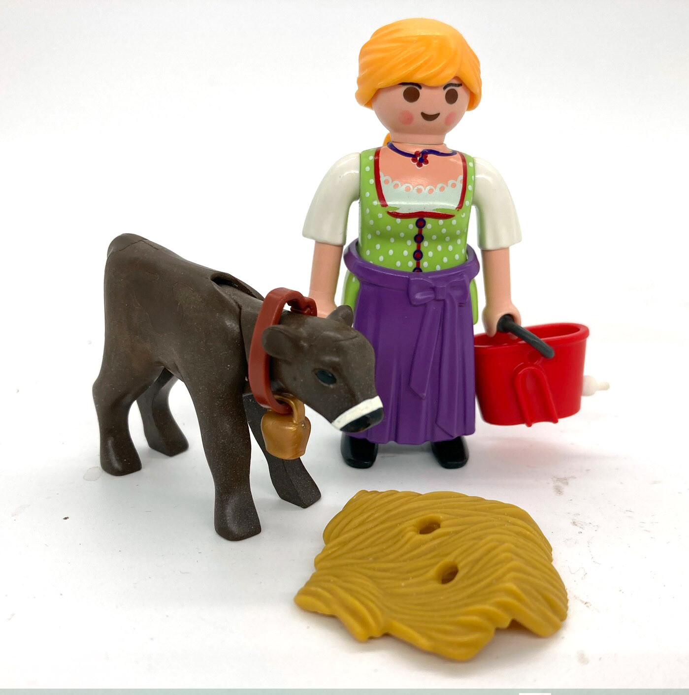 playmobil fermière laitière veau