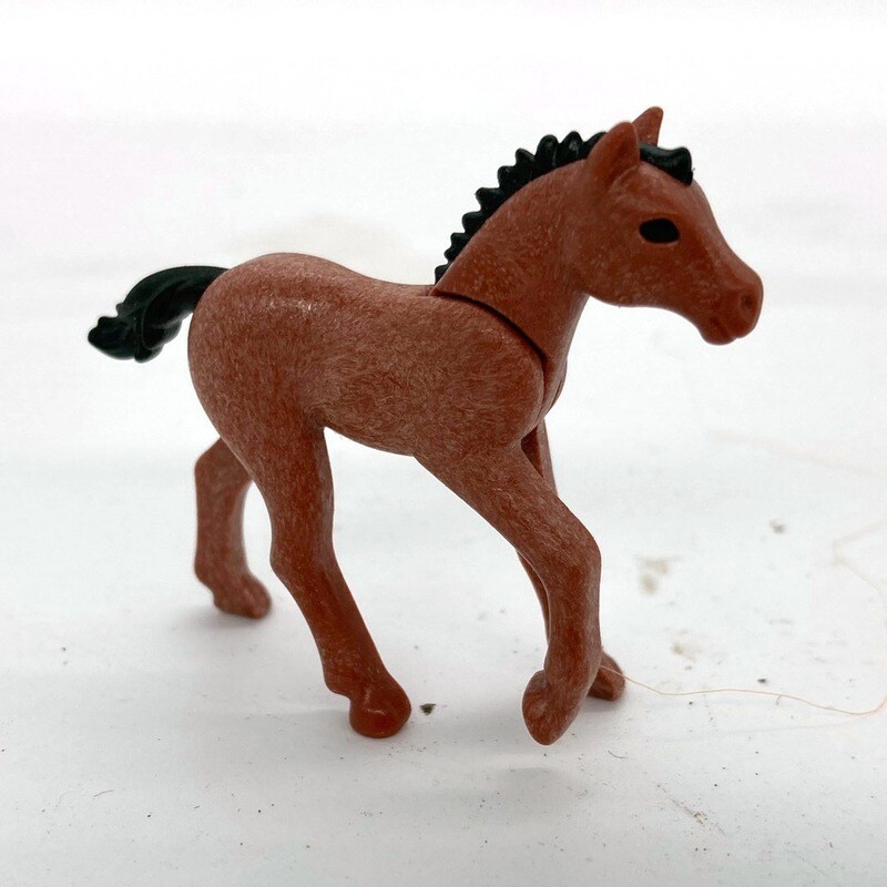 playmobil poulain moderne marron