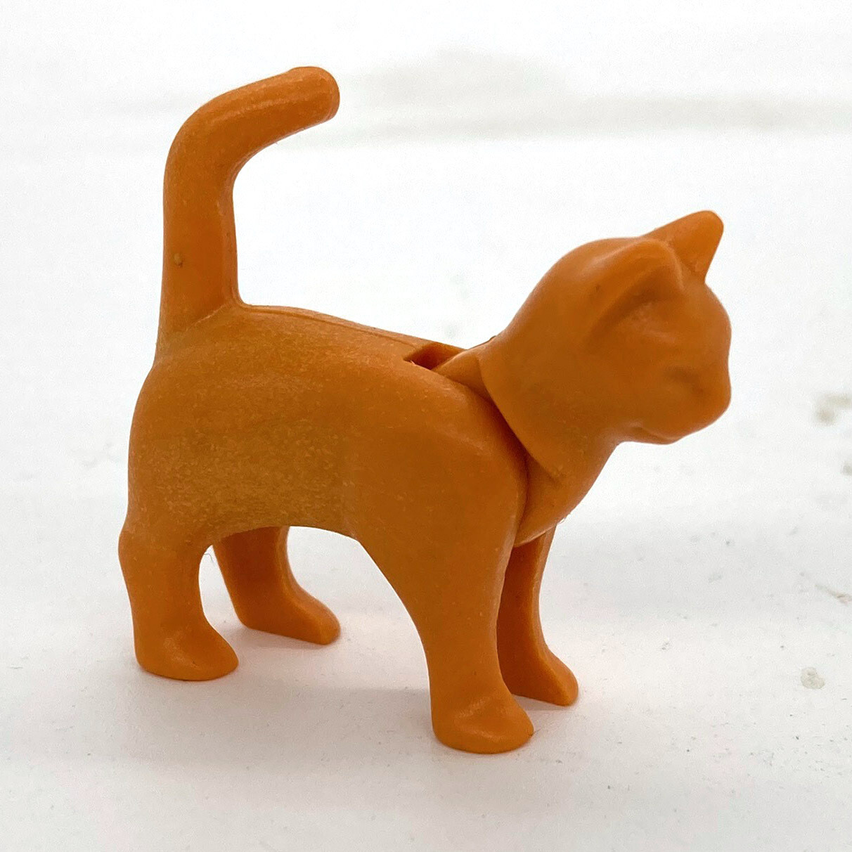 Playmobil chat orange debout