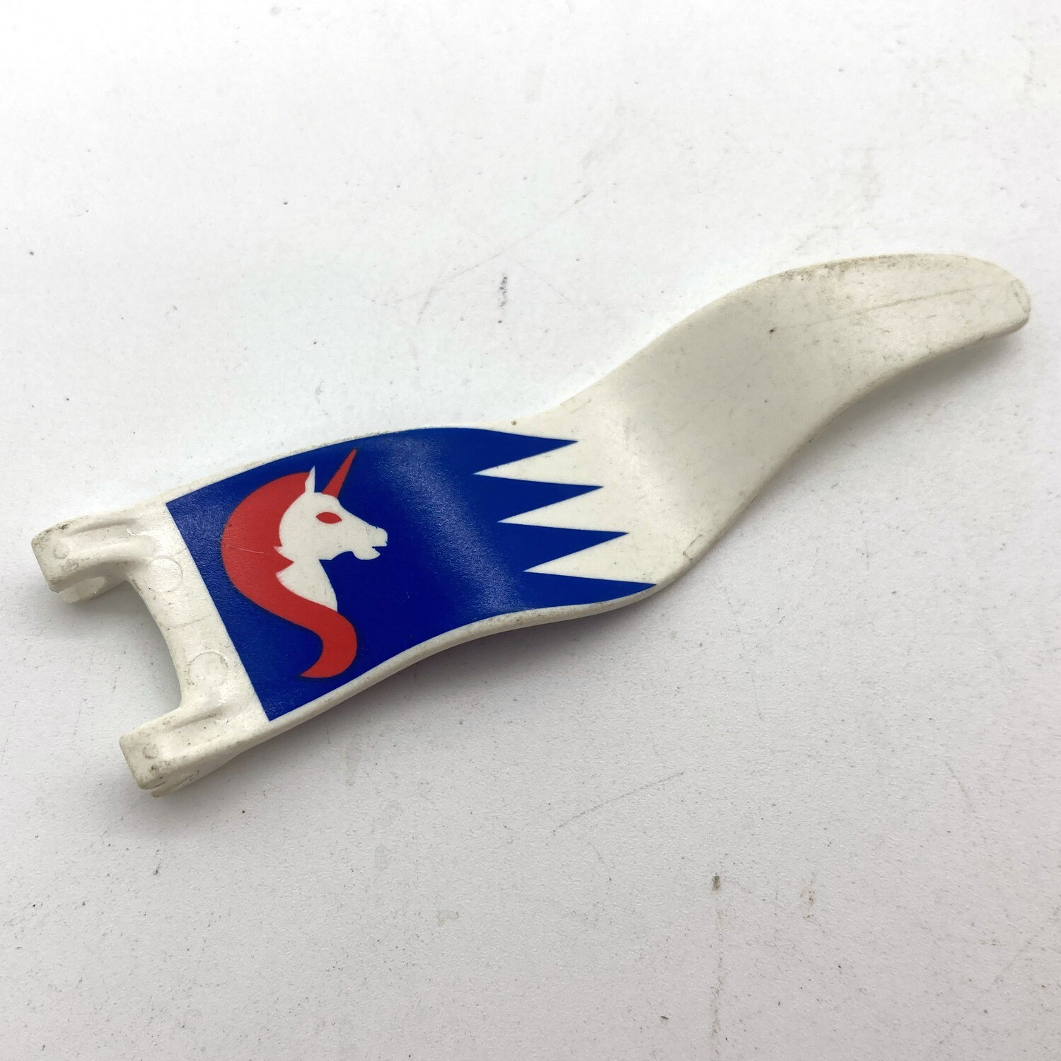 Playmobil drapeau long licorne blanc