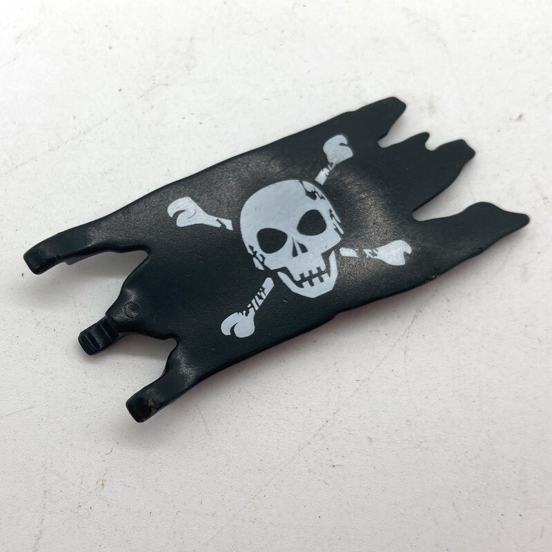 Playmobil drapeau déchiré crane noir 3