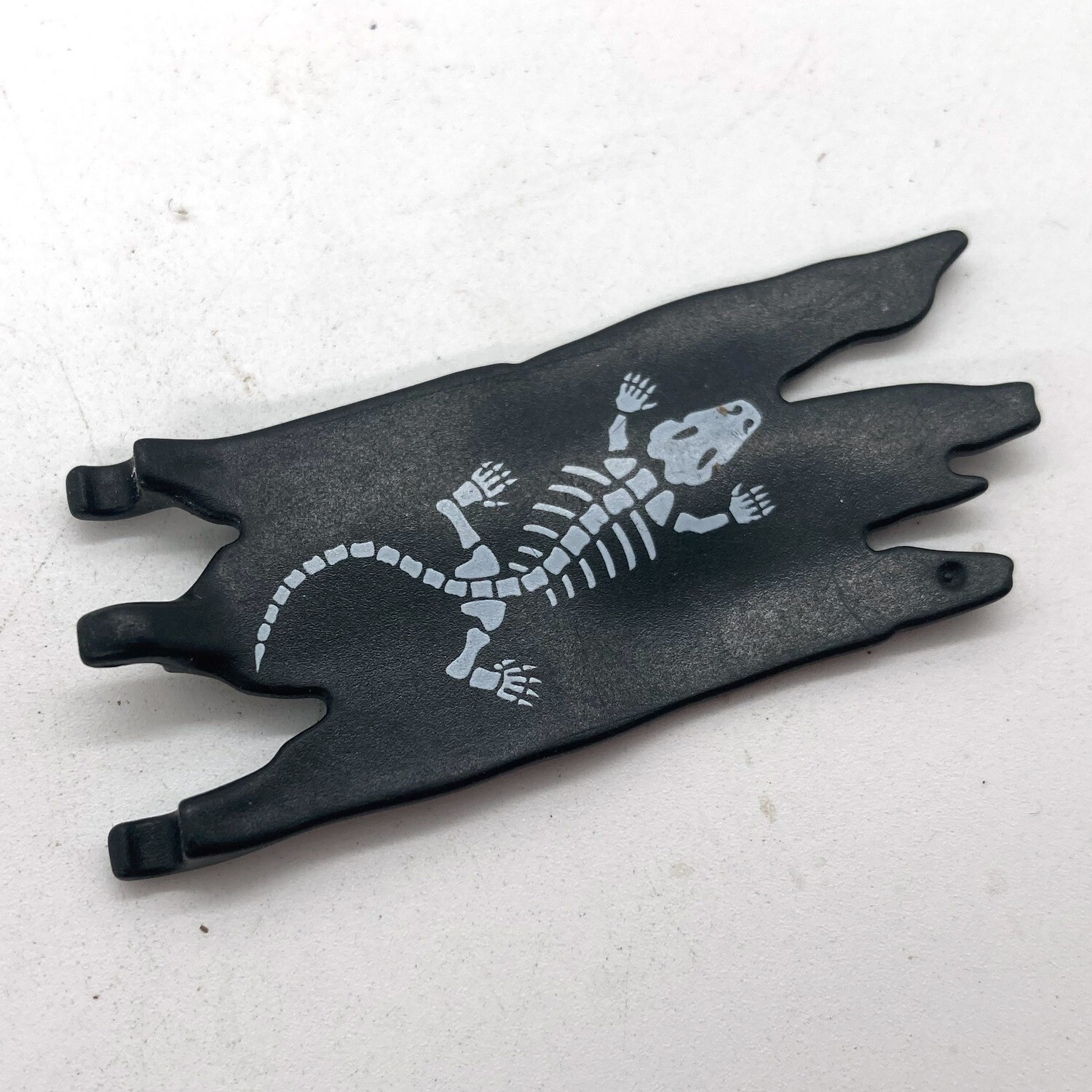Playmobil drapeau déchiré squelette noir
