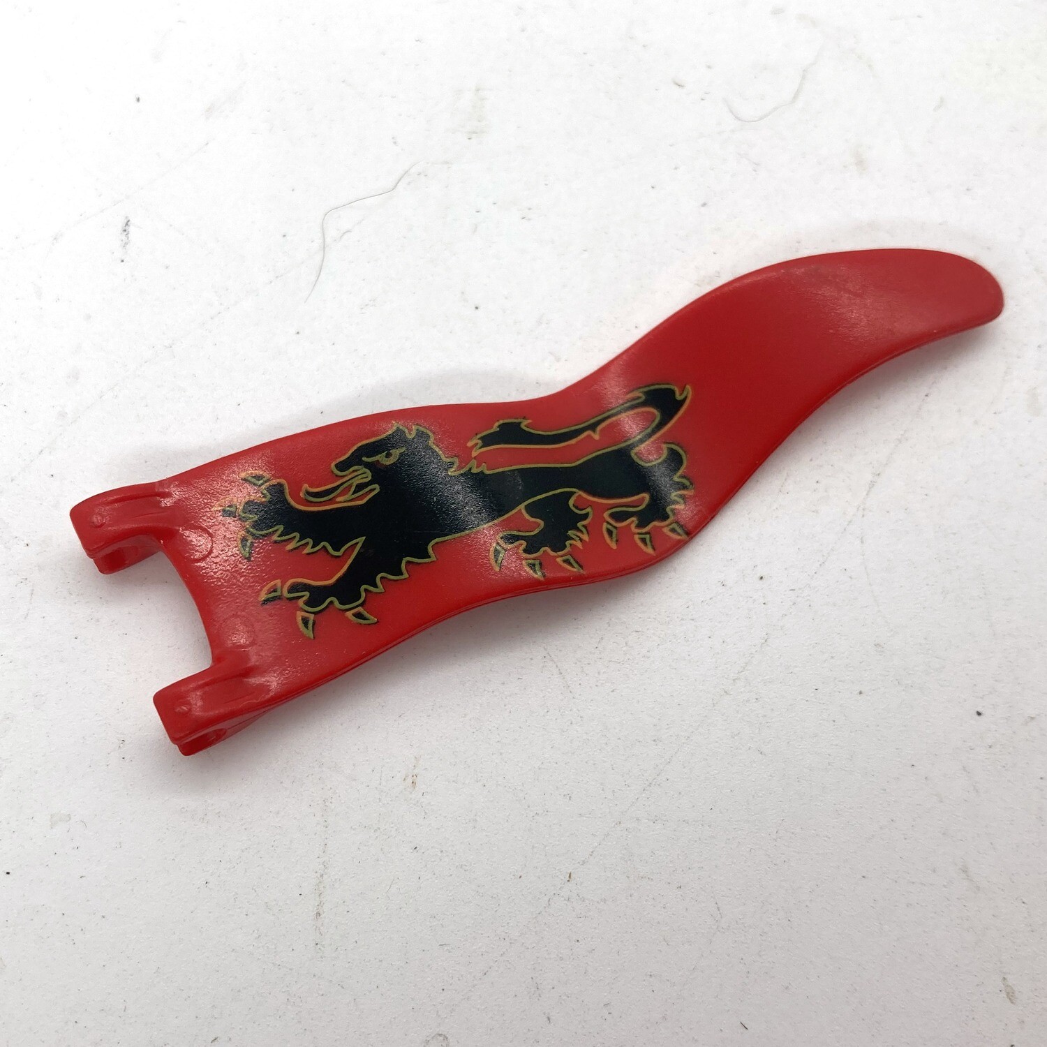 Playmobil drapeau long lion rouge