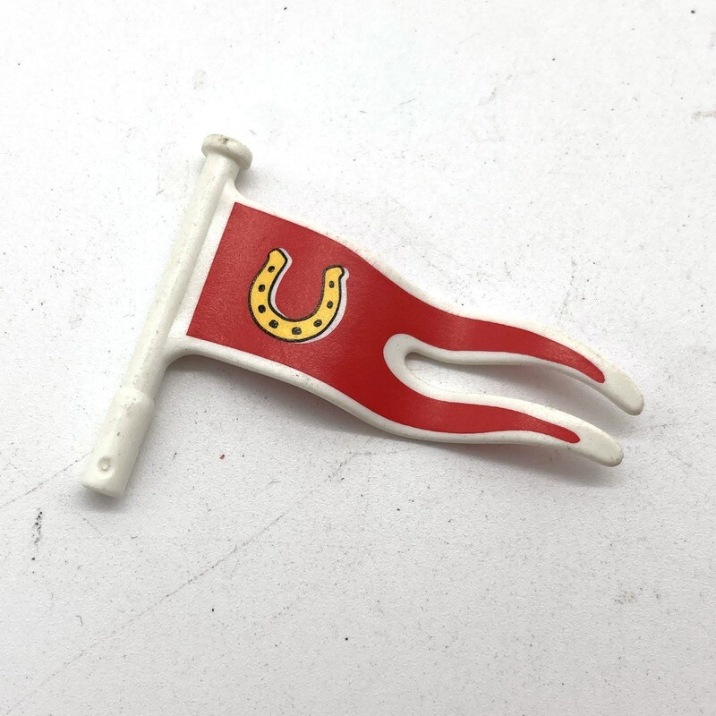 Playmobil drapeau pointe fer rouge
