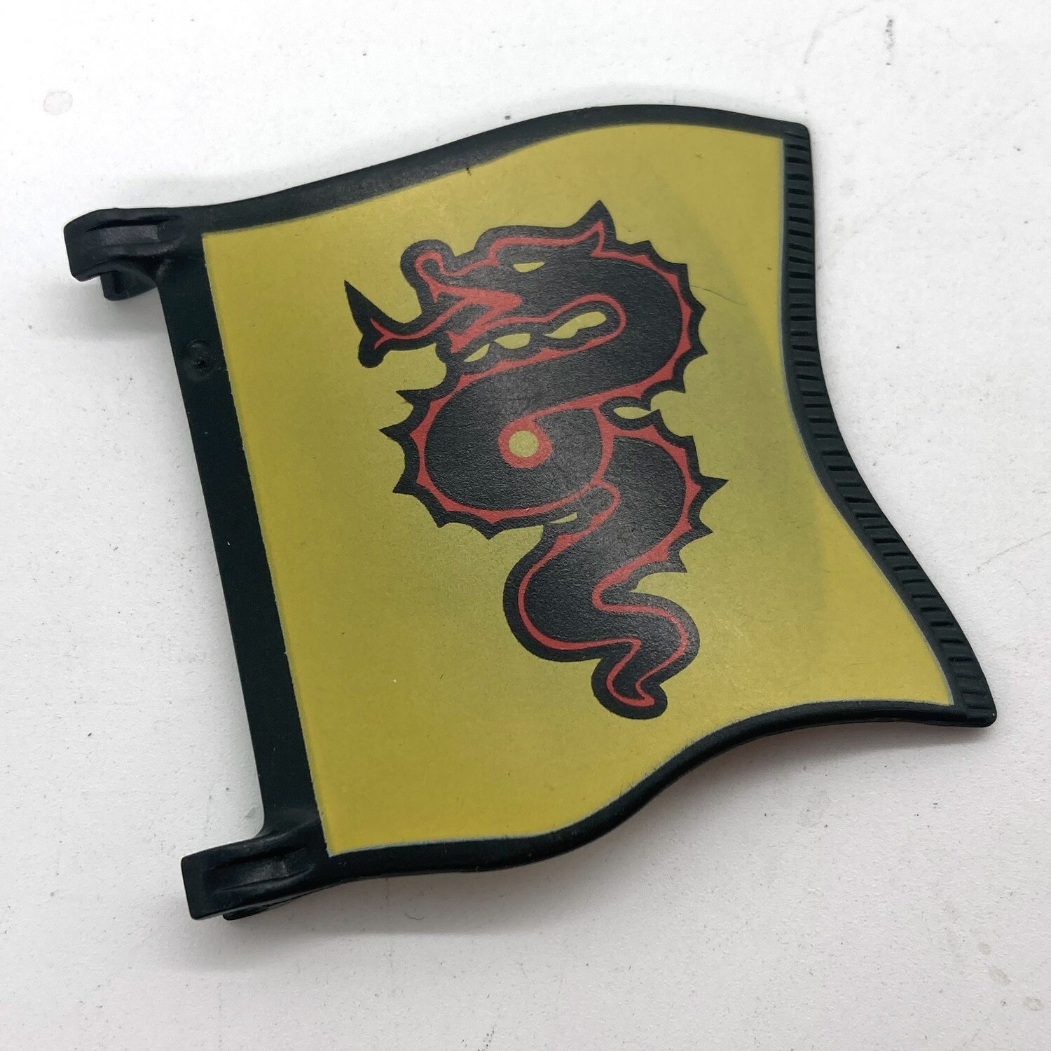 Playmobil drapeau serpent jaune noir
