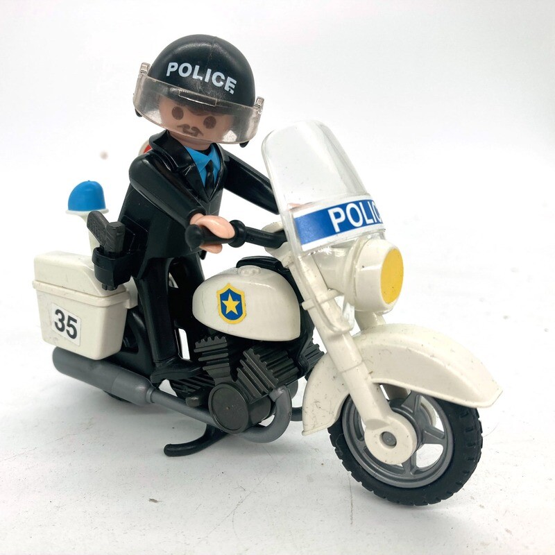 Playmobil motard de police 8