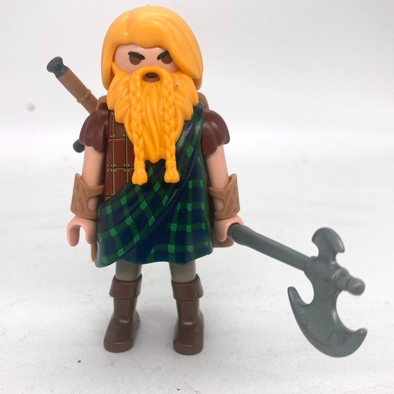 playmobil chevalier ecossais hache
