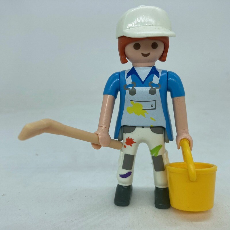 playmobil femme peintre en batiment S16