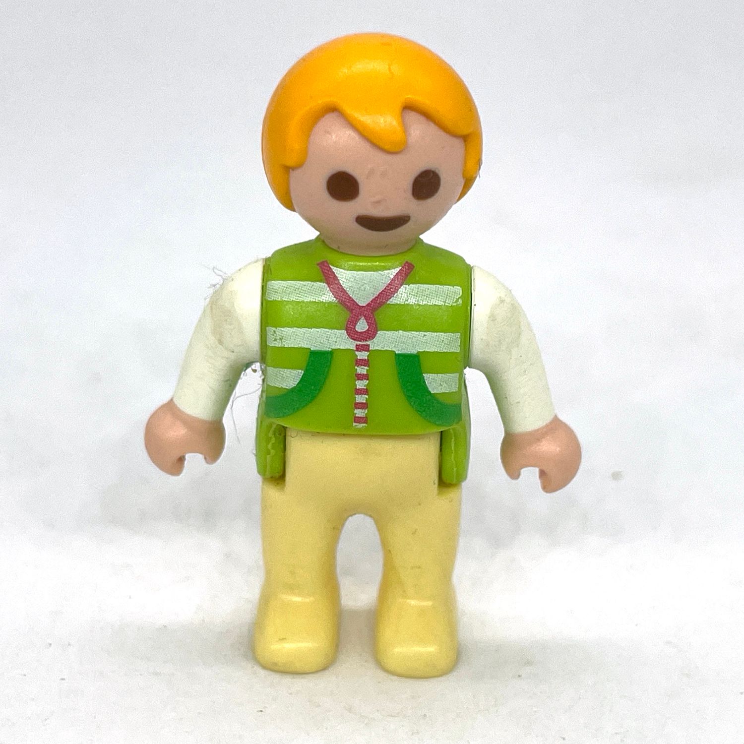 playmobil bébé vert et crème