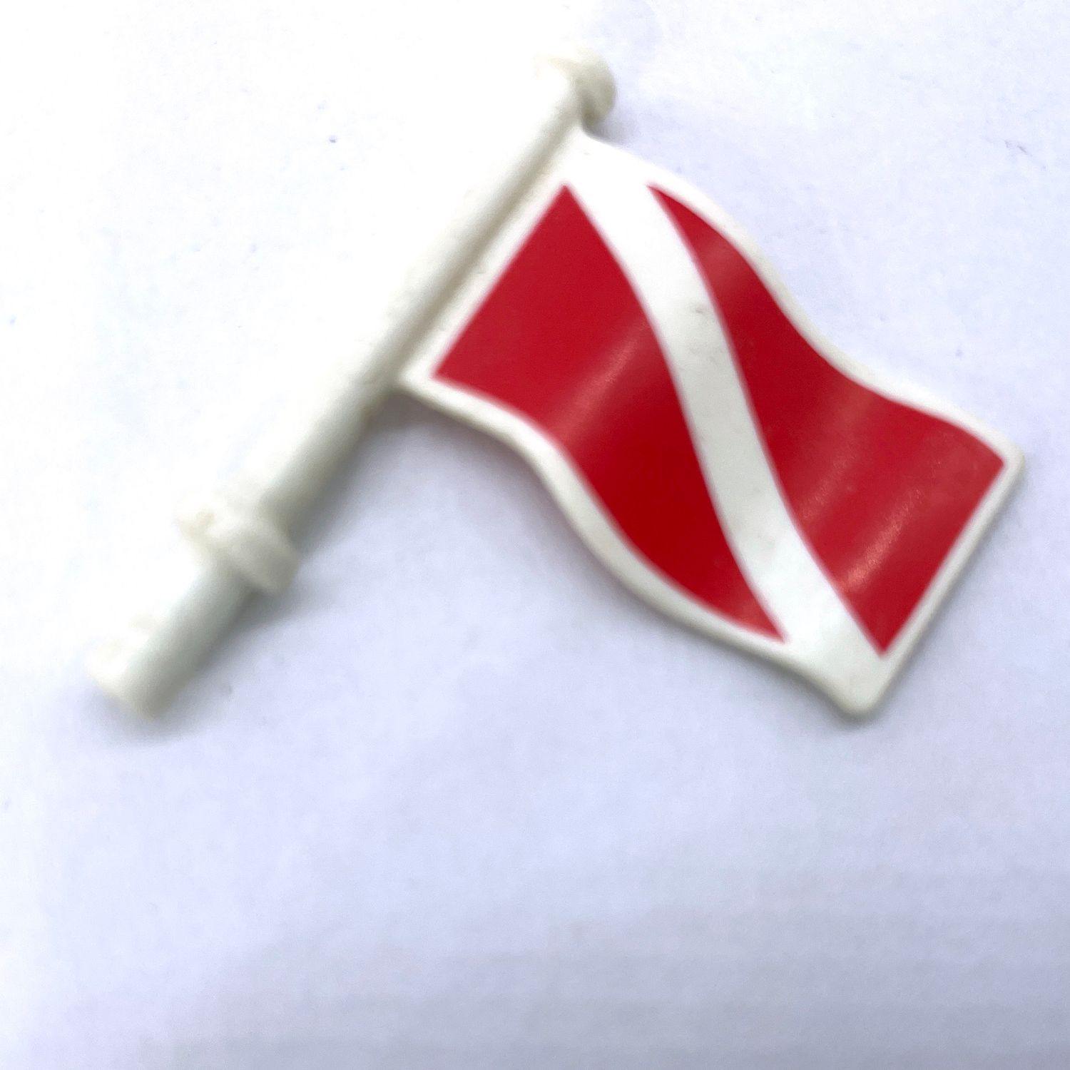 playmobil drapeau rouge barré