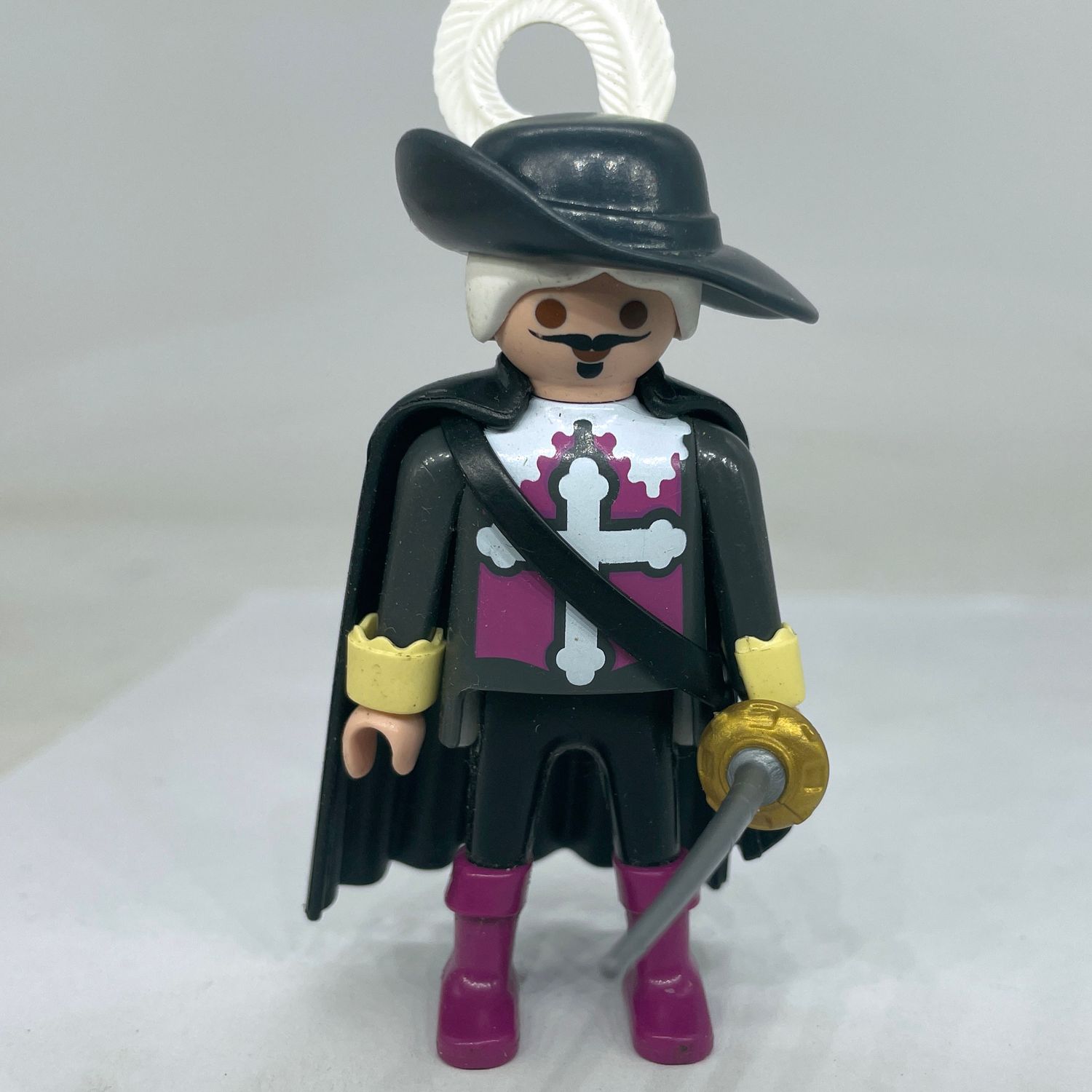 playmobil mousquetaire noir violet