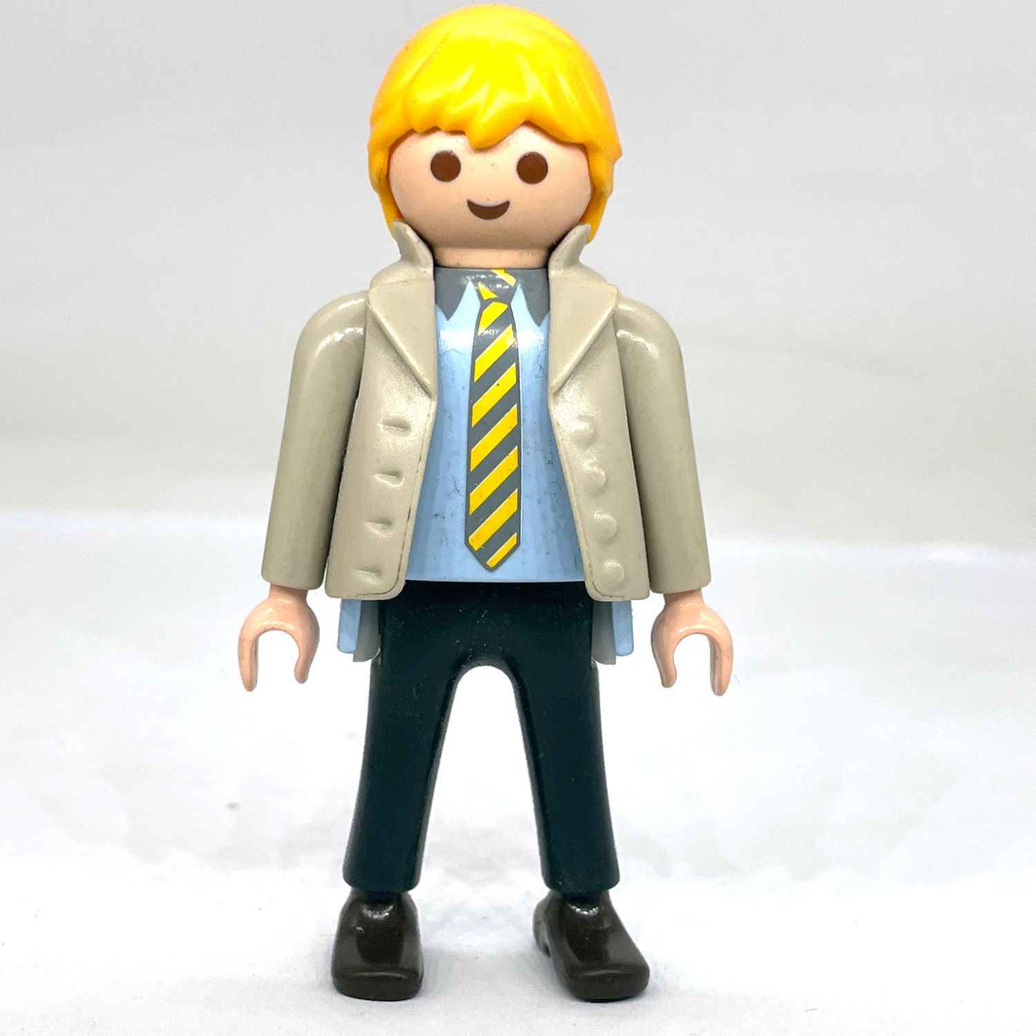 playmobil homme en costume porsche